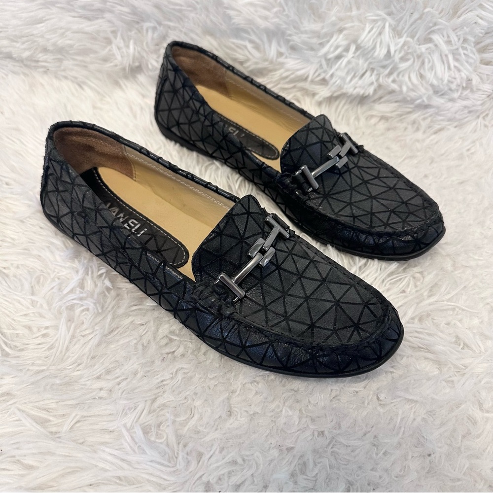Vaneli Black Serene Quilted Flats